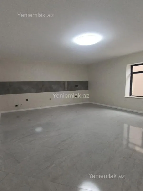 Satılır 6 otaqlı həyət evi 280 m²
