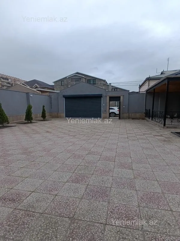 Satılır 6 otaqlı həyət evi 280 m²