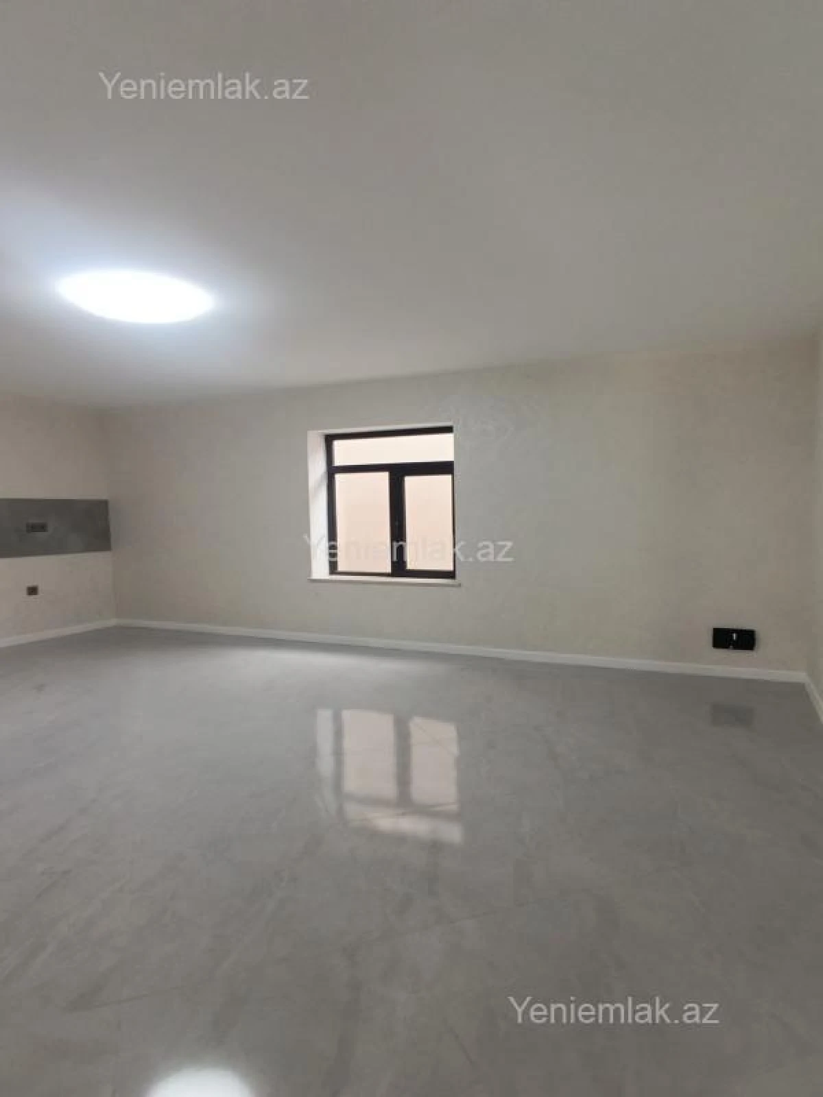 Satılır 6 otaqlı həyət evi 280 m²