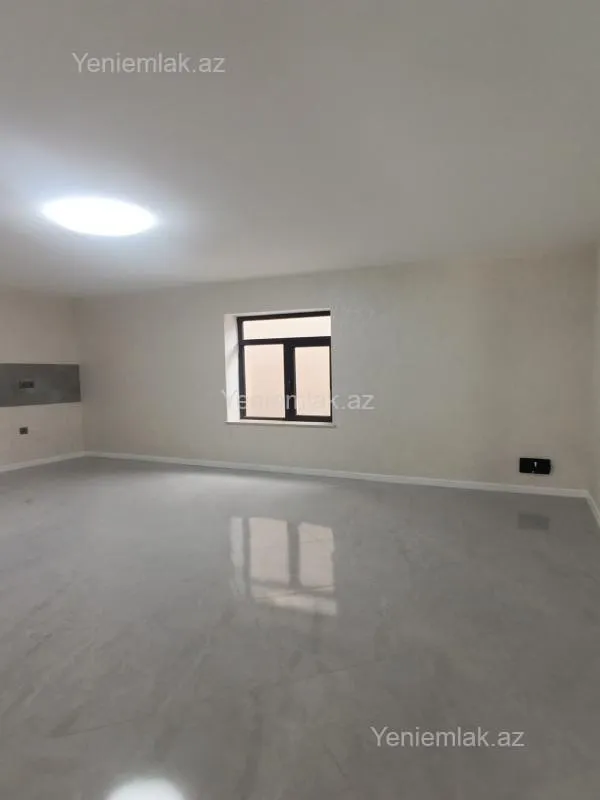 Satılır 6 otaqlı həyət evi 280 m²