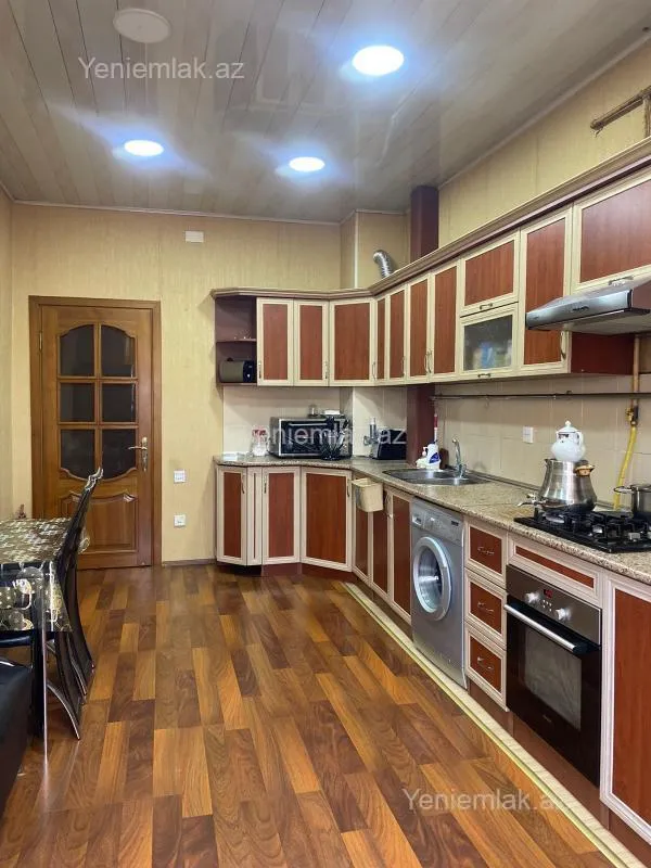 Satılır 3 otaqlı yeni tikili 117 m²
