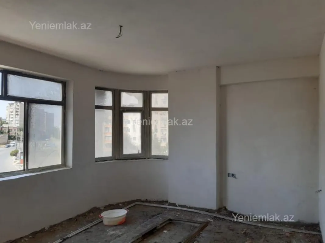 Satılır 3 otaqlı yeni tikili 112 m²