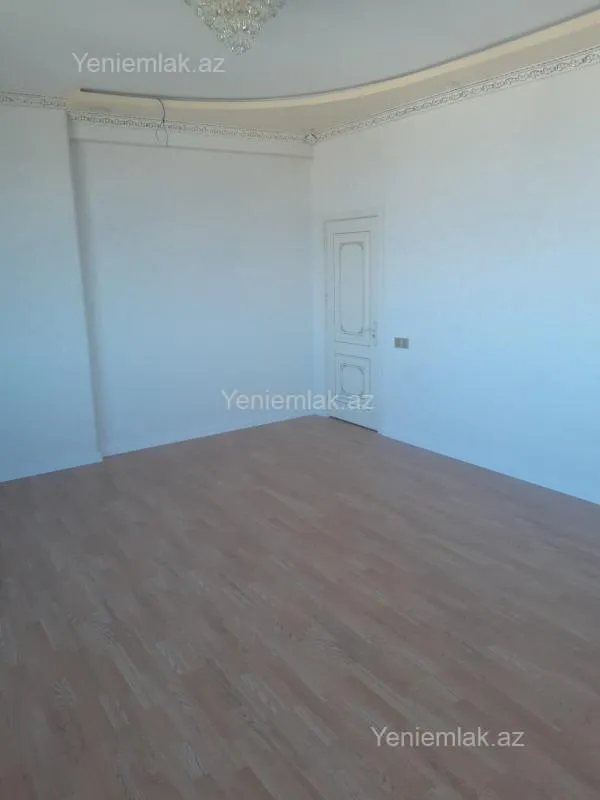 Satılır 3 otaqlı yeni tikili 110 m²