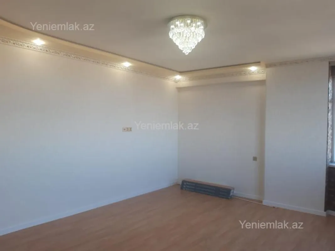 Satılır 3 otaqlı yeni tikili 110 m²