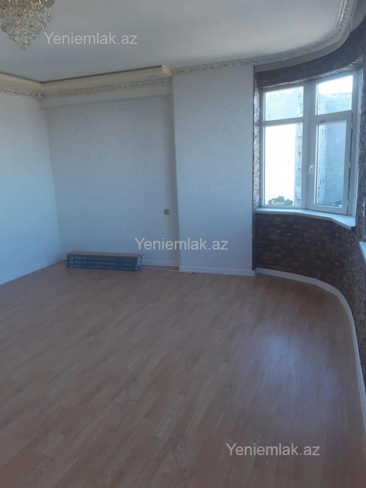 Satılır 3 otaqlı yeni tikili 110 m²