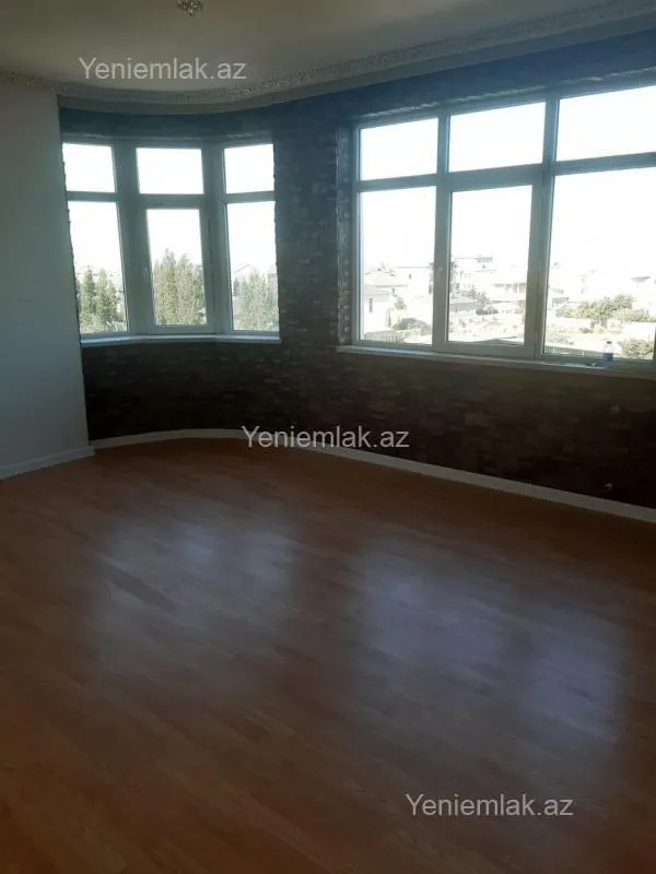 Satılır 3 otaqlı yeni tikili 110 m²