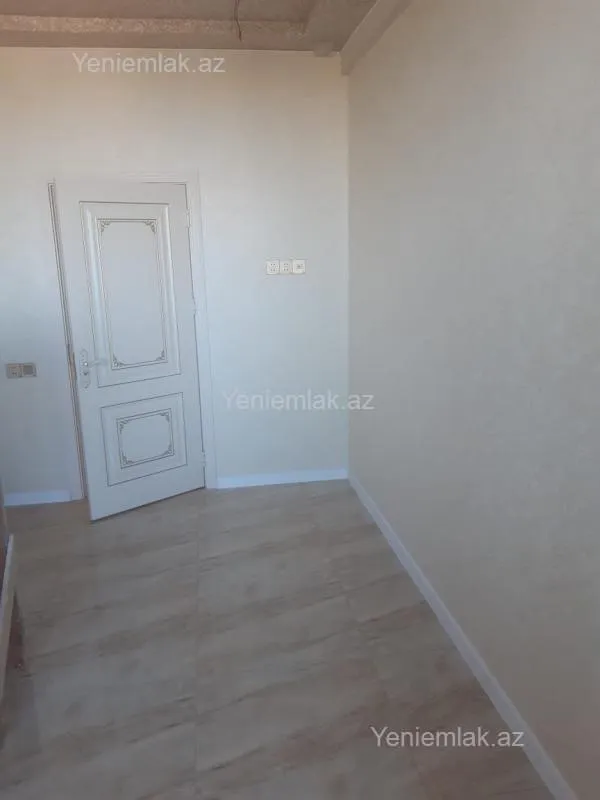 Satılır 3 otaqlı yeni tikili 110 m²