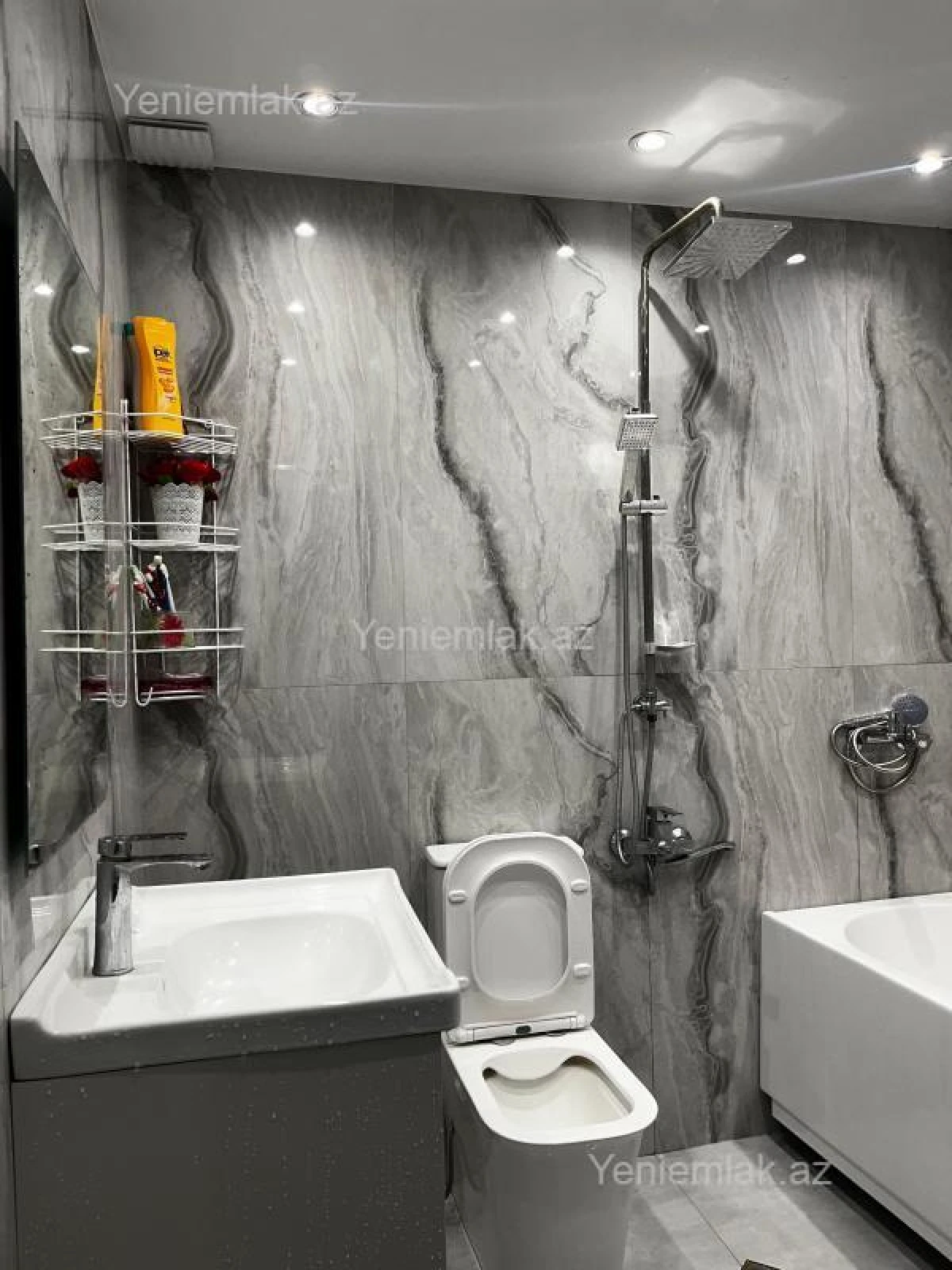 Satılır 3 otaqlı yeni tikili 107 m²