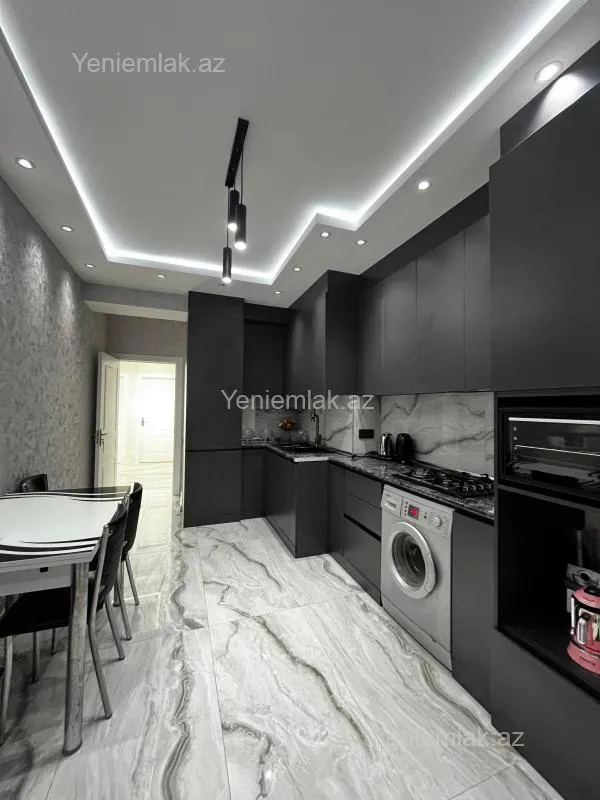 Satılır 3 otaqlı yeni tikili 107 m²