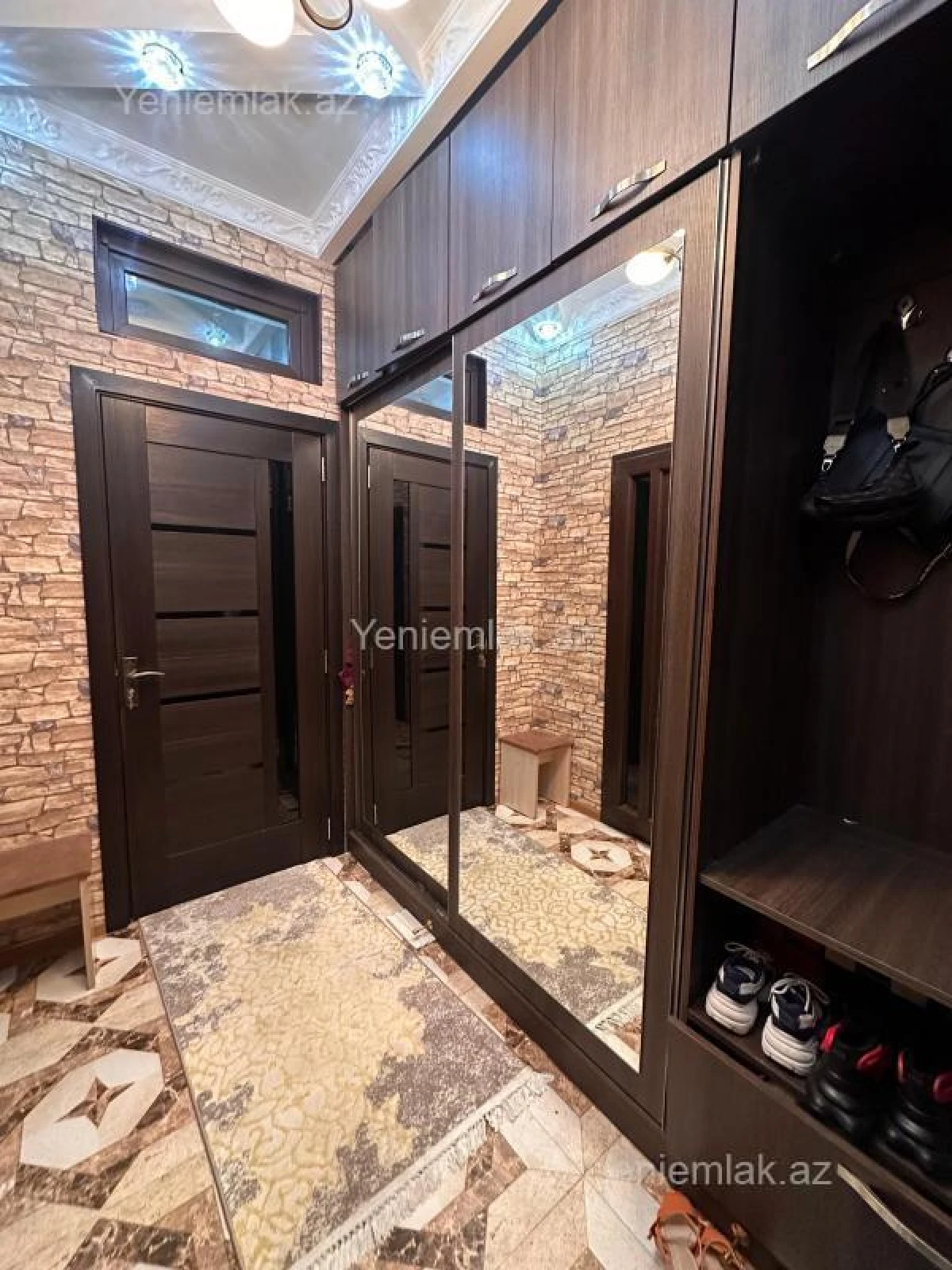 Satılır 3 otaqlı yeni tikili 100 m²