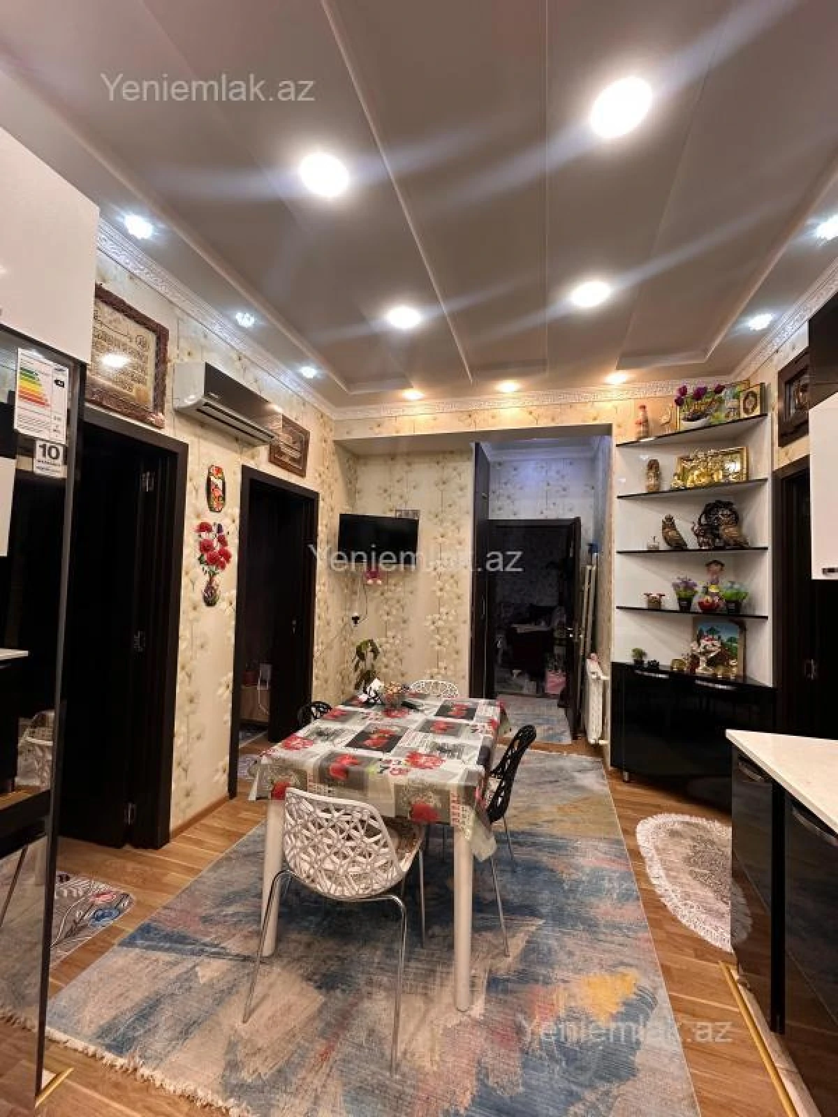 Satılır 3 otaqlı yeni tikili 100 m²