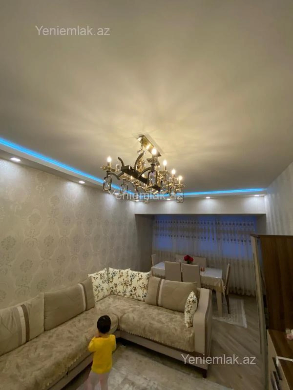 Satılır 3 otaqlı köhnə tikili 83 m²