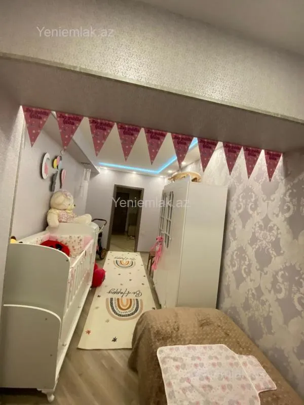 Satılır 3 otaqlı köhnə tikili 83 m²