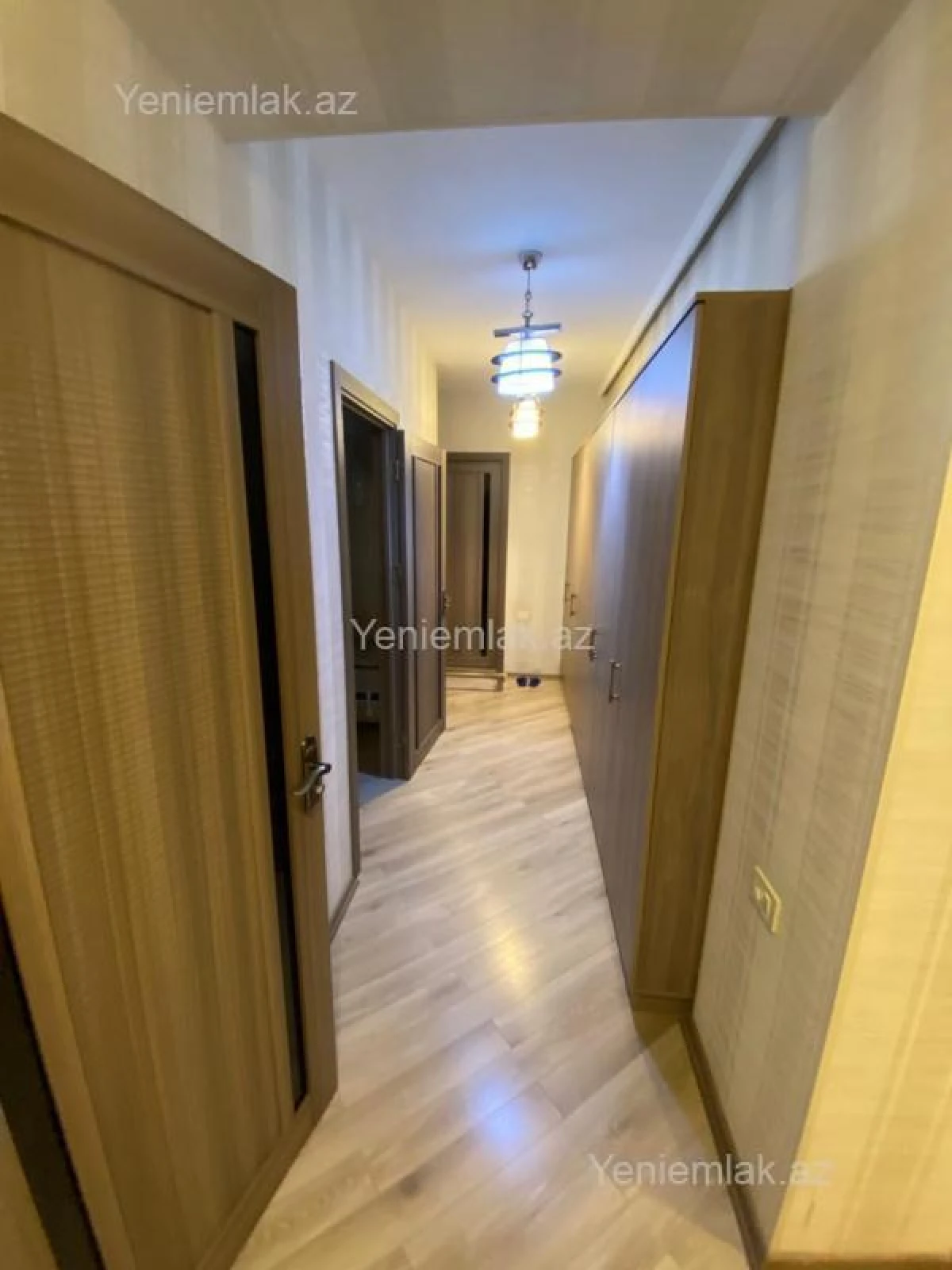 Satılır 3 otaqlı köhnə tikili 83 m²