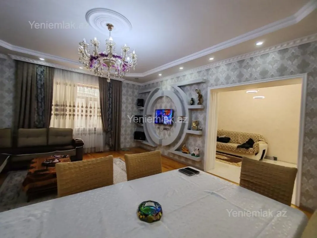Satılır 4 otaqlı həyət evi 220 m²
