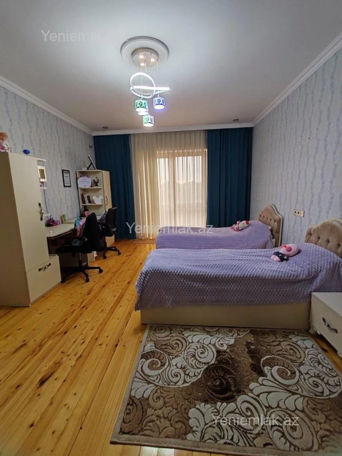 Satılır 4 otaqlı həyət evi 220 m²