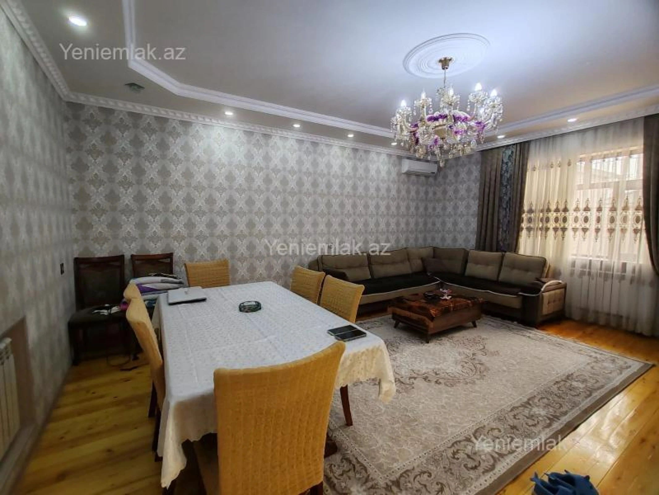 Satılır 4 otaqlı həyət evi 220 m²