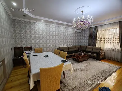 Satılır 4 otaqlı həyət evi 220 m²