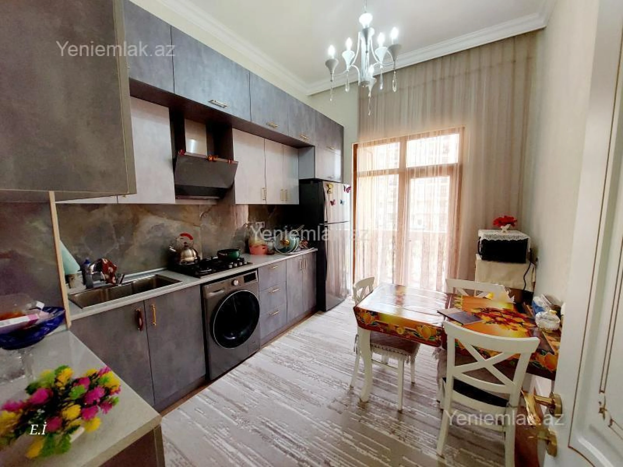 Satılır 3 otaqlı yeni tikili 100 m²
