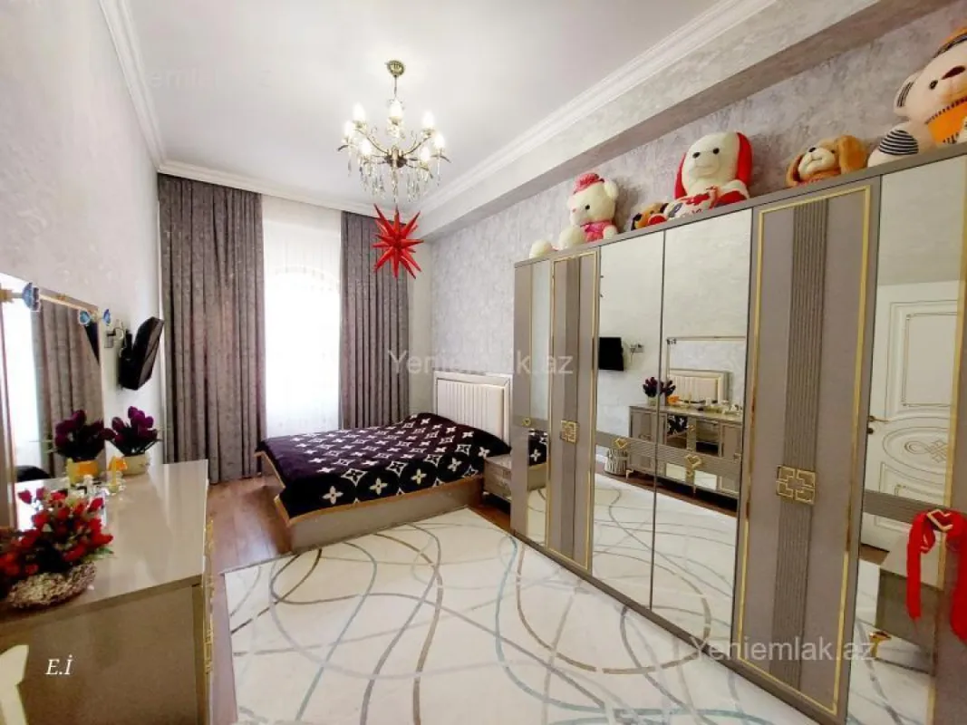Satılır 3 otaqlı yeni tikili 100 m²