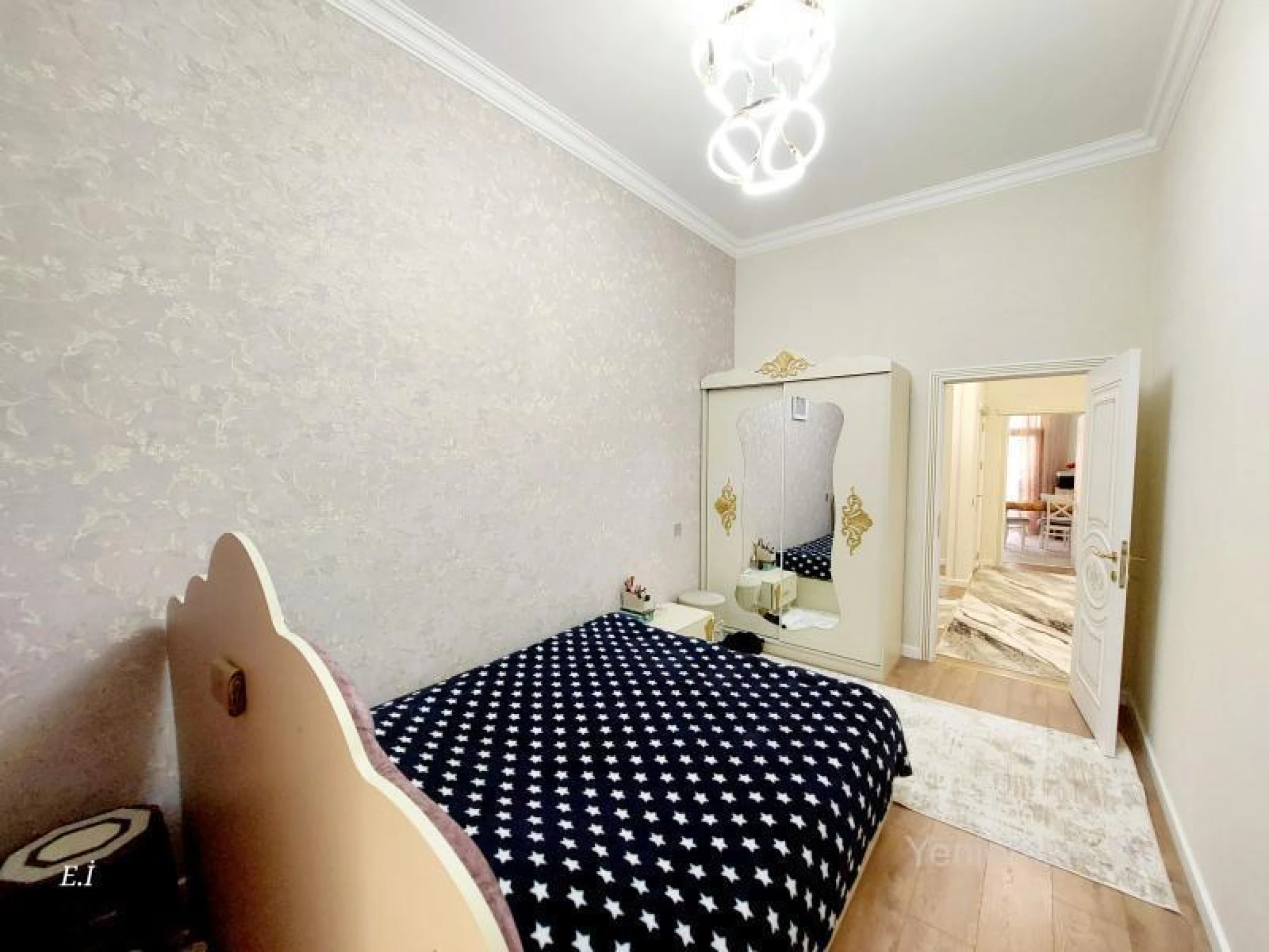Satılır 3 otaqlı yeni tikili 100 m²