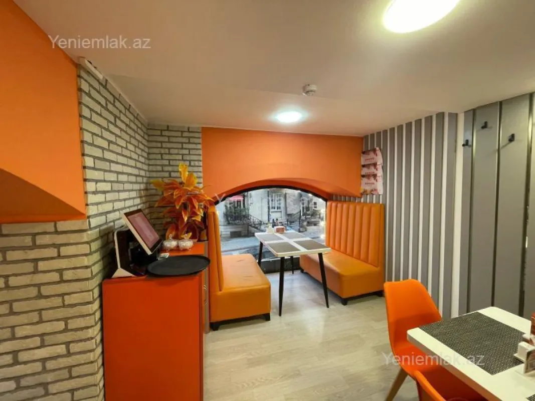 Satılır 4 otaqlı obyekt 94 m²