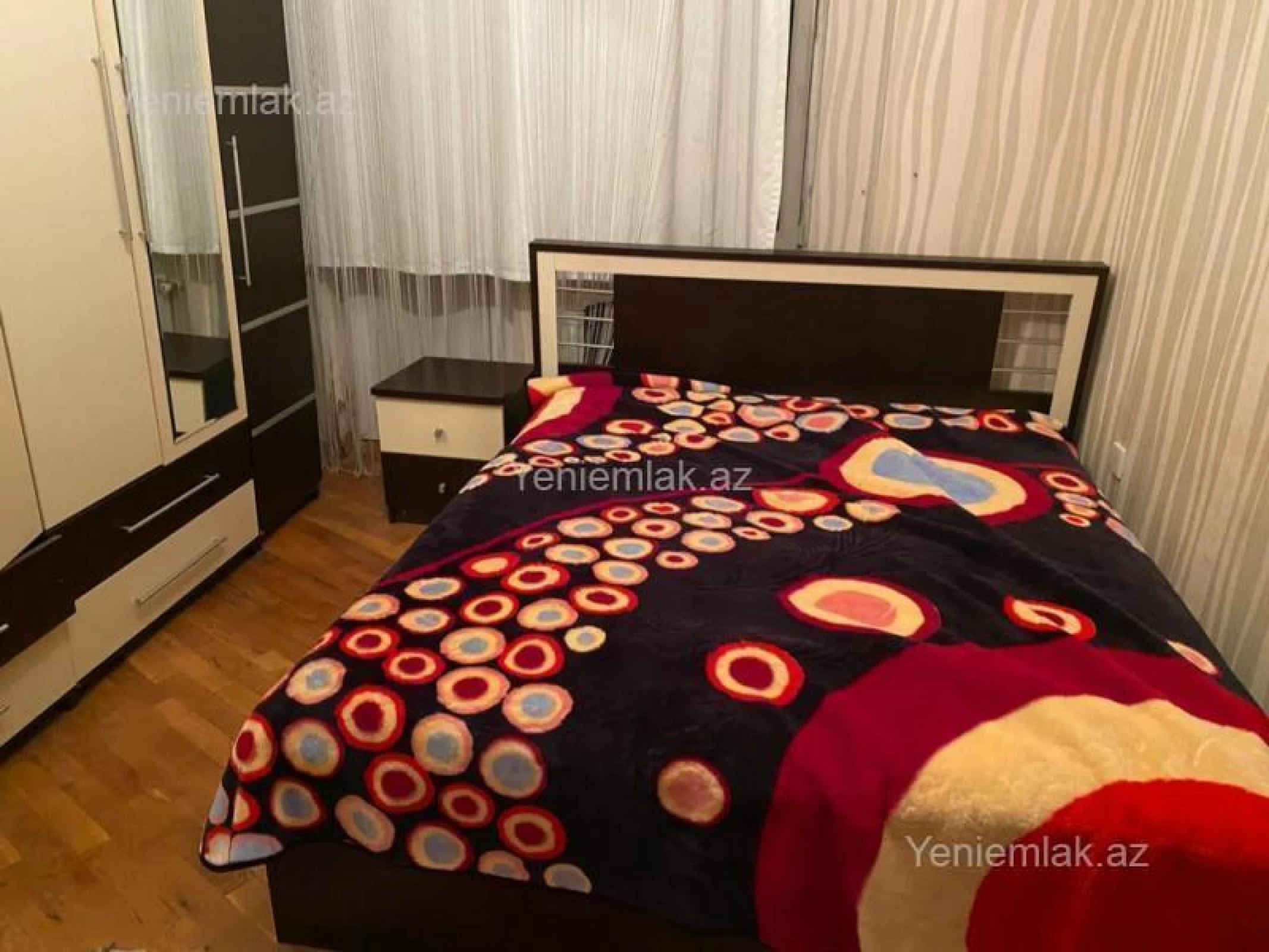 Satılır 3 otaqlı yeni tikili 145 m²