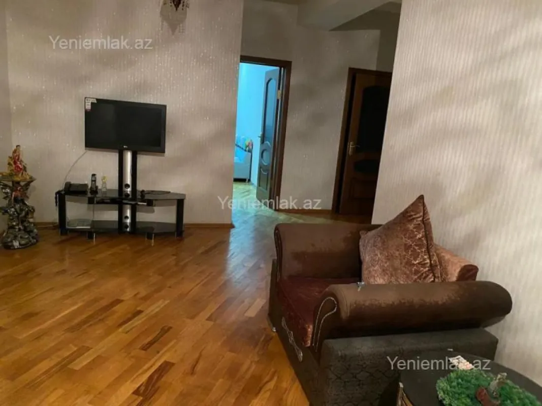 Satılır 3 otaqlı yeni tikili 145 m²