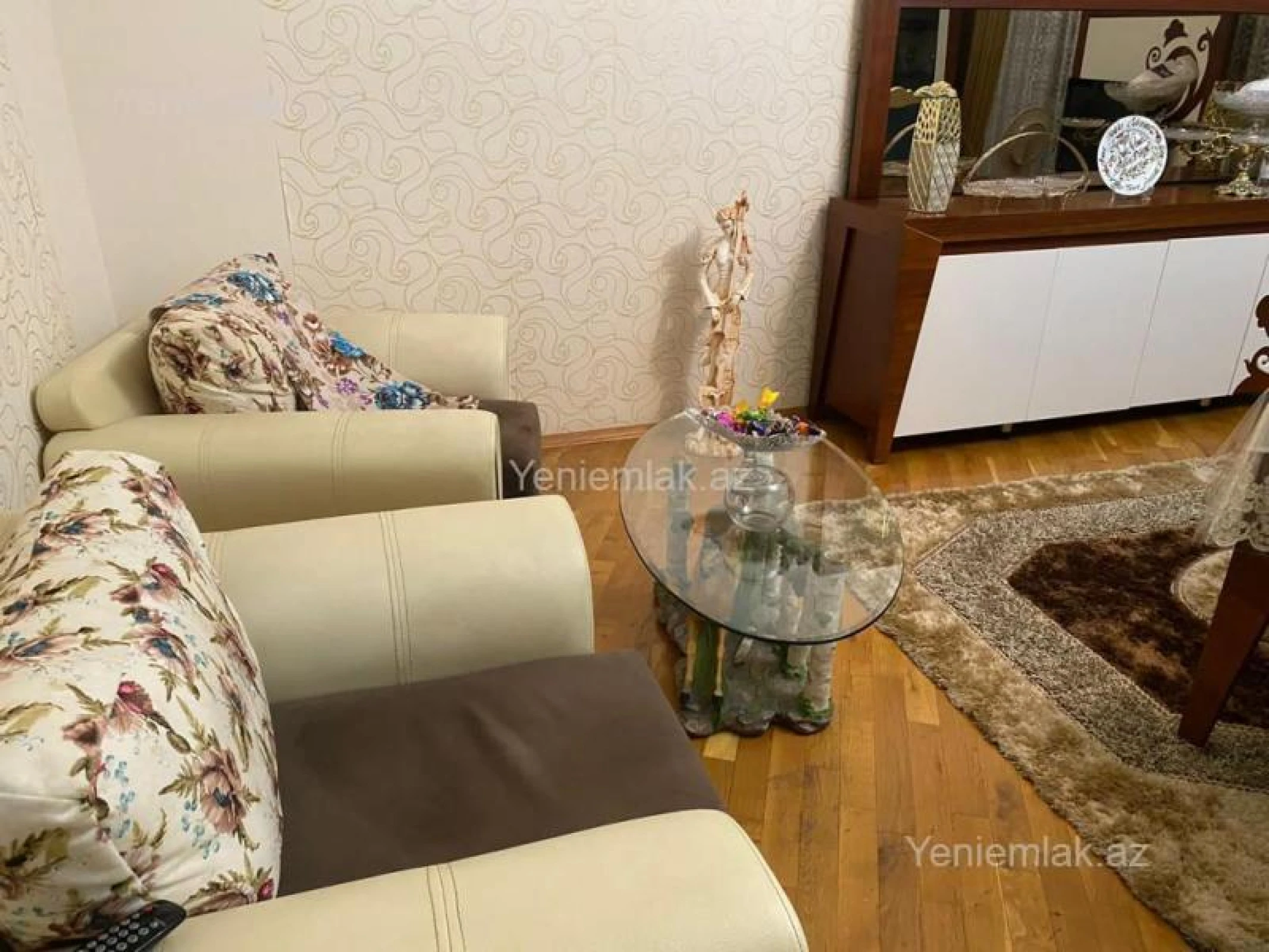 Satılır 3 otaqlı yeni tikili 145 m²