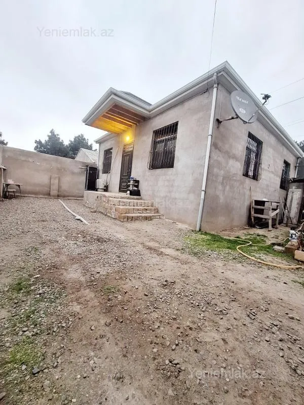 Satılır 3 otaqlı həyət evi 110 m²