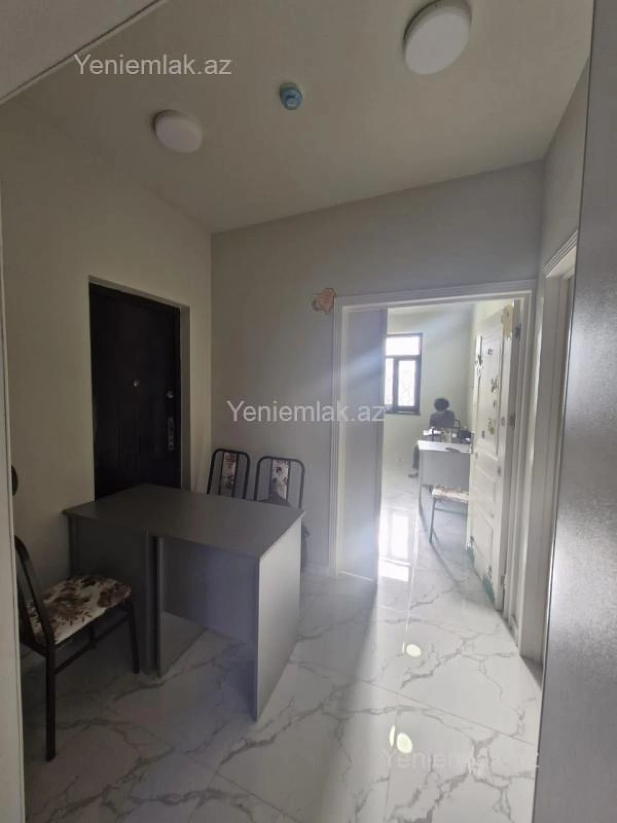 Satılır 4 otaqlı obyekt 74 m²