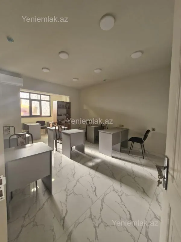 Satılır 4 otaqlı obyekt 74 m²