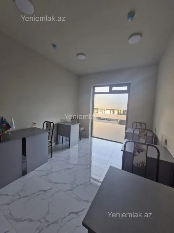 Satılır 4 otaqlı obyekt 74 m²