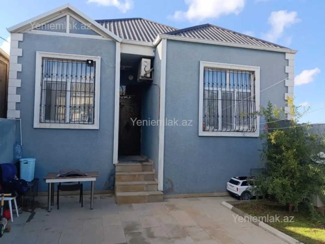 Satılır 3 otaqlı həyət evi 120 m²