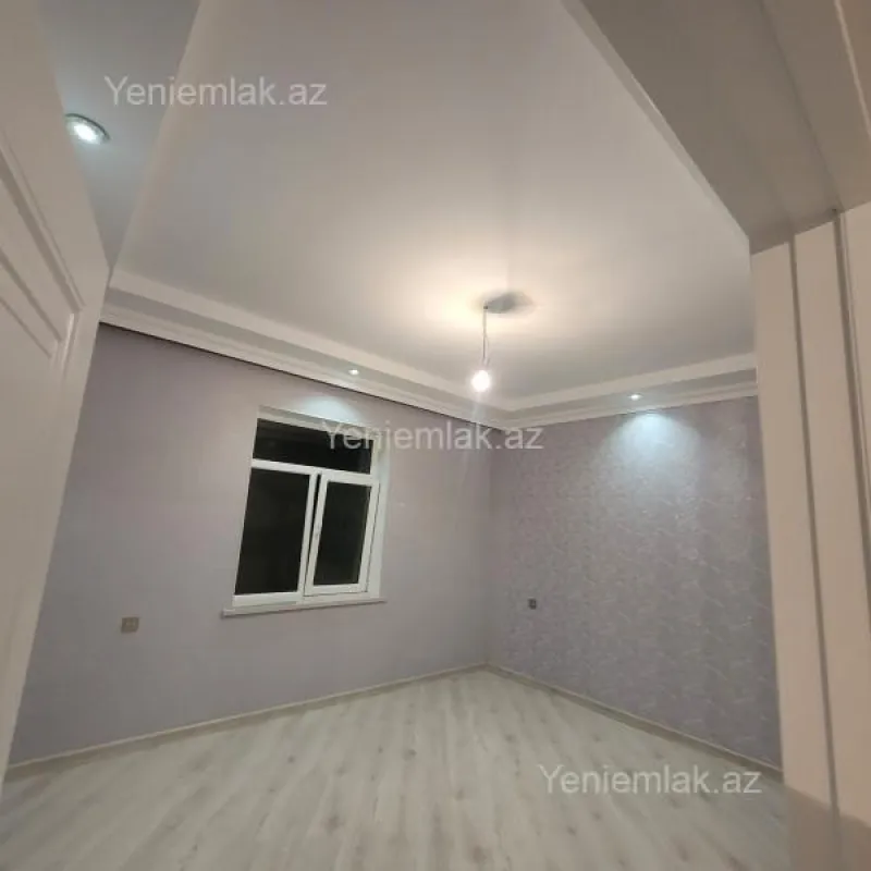 Satılır 6 otaqlı həyət evi 250 m²