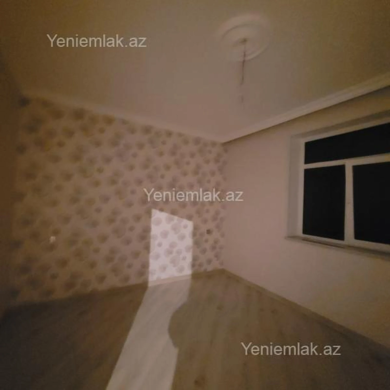 Satılır 6 otaqlı həyət evi 250 m²