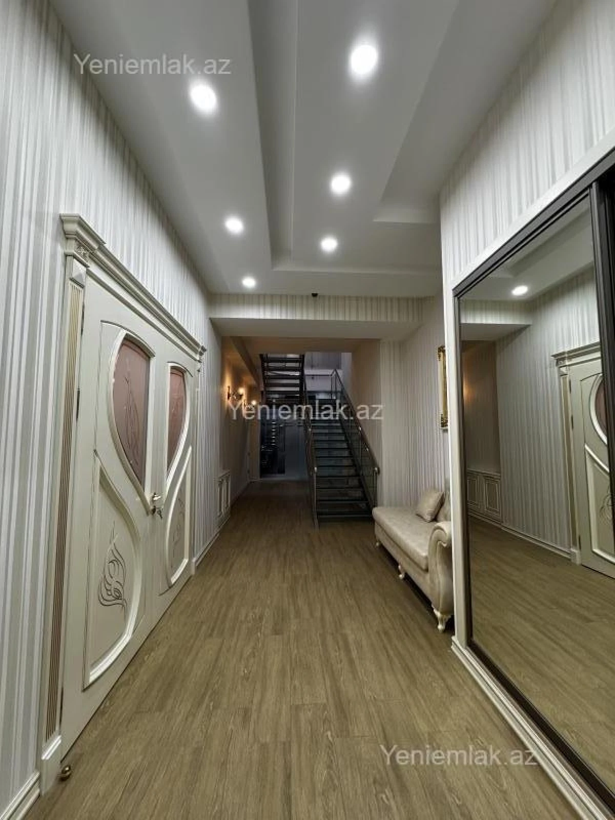 Satılır 3 otaqlı yeni tikili 203 m²