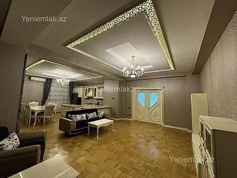 Satılır 3 otaqlı yeni tikili 203 m²