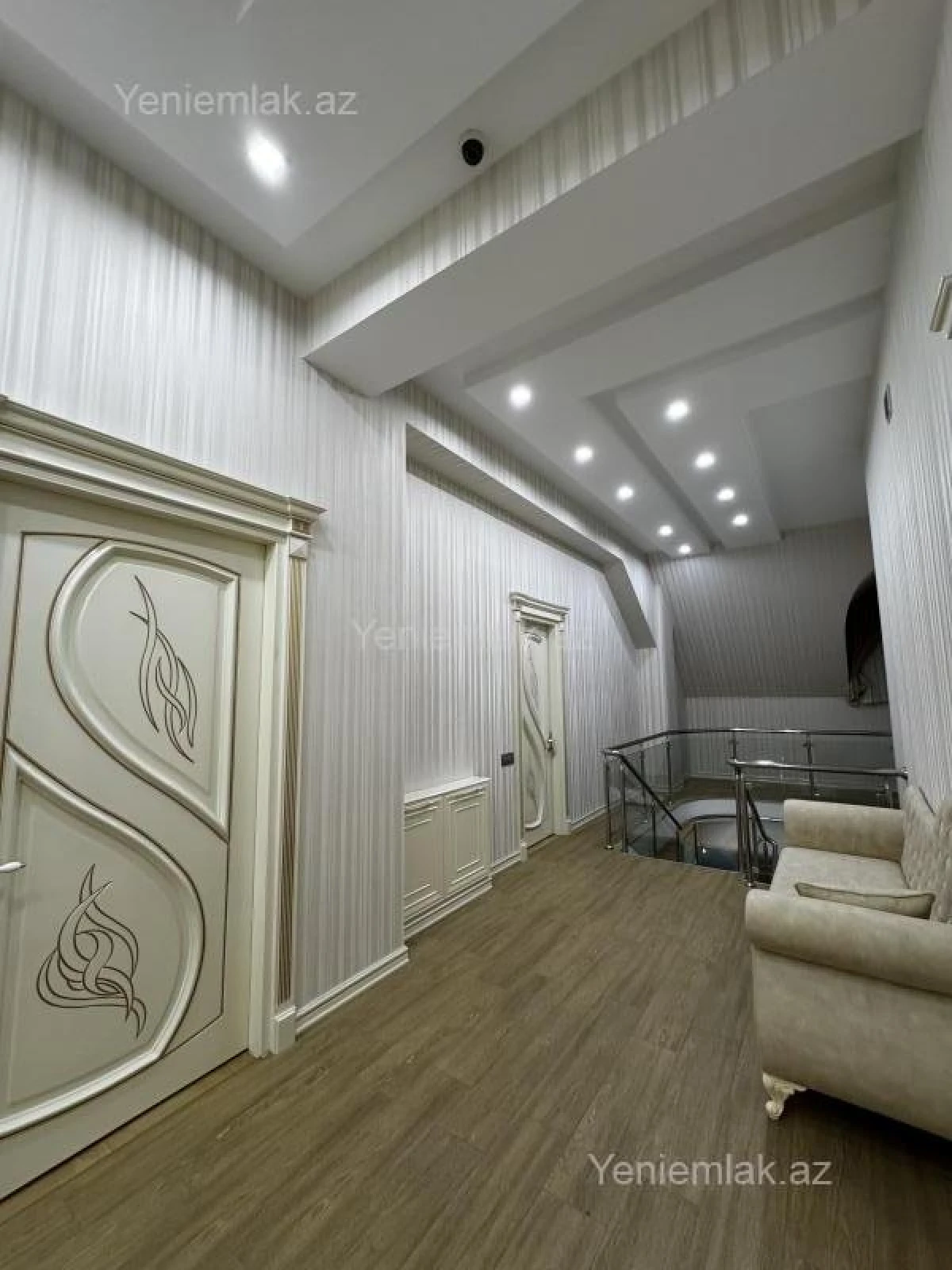 Satılır 3 otaqlı yeni tikili 203 m²