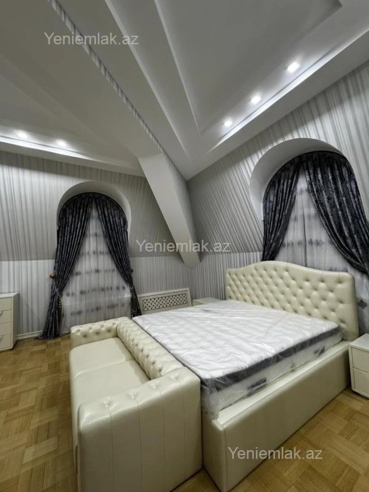 Satılır 3 otaqlı yeni tikili 203 m²