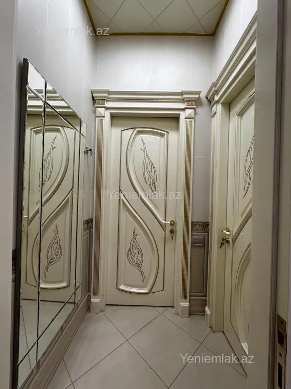 Satılır 3 otaqlı yeni tikili 203 m²