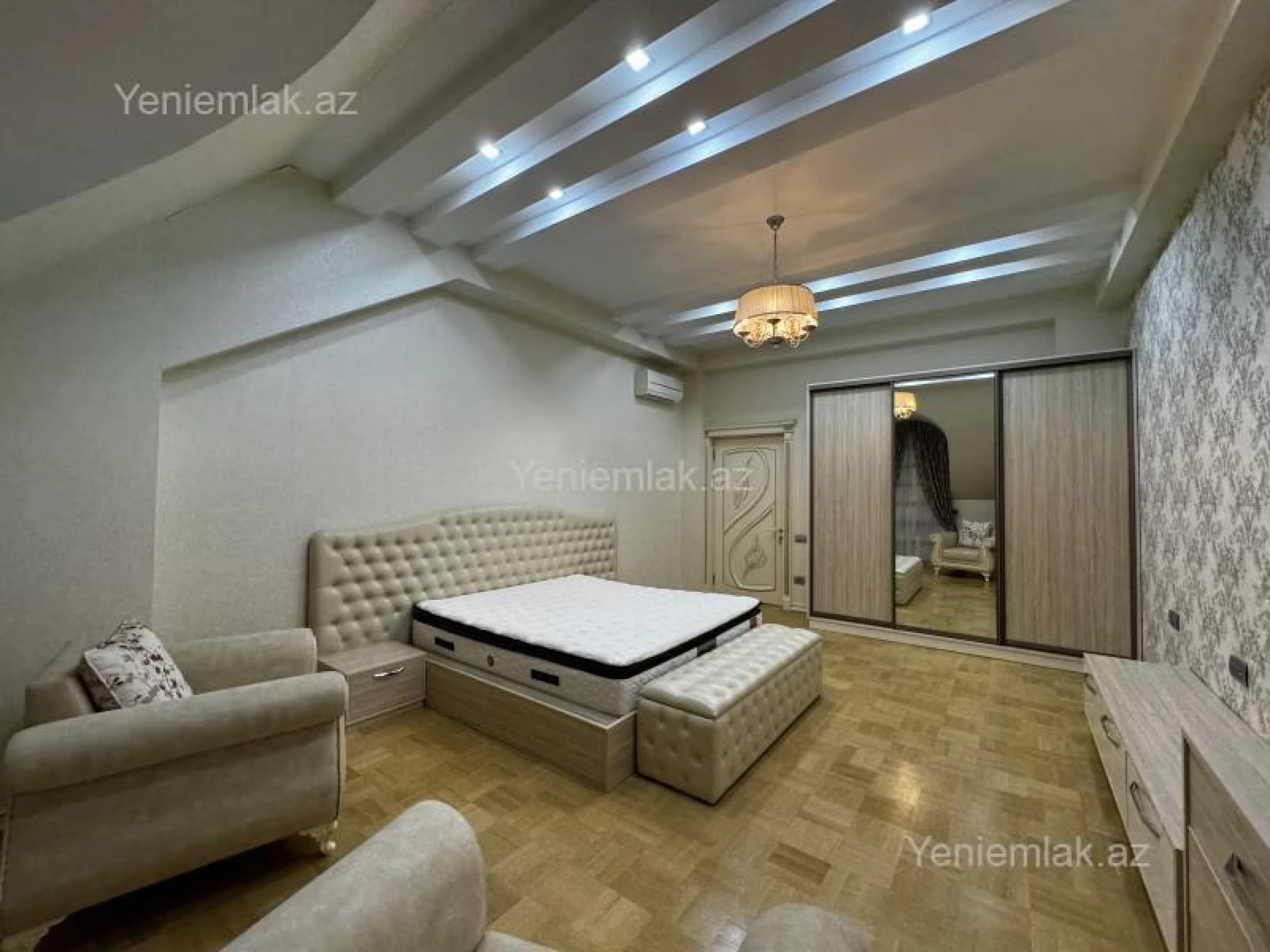 Satılır 3 otaqlı yeni tikili 203 m²