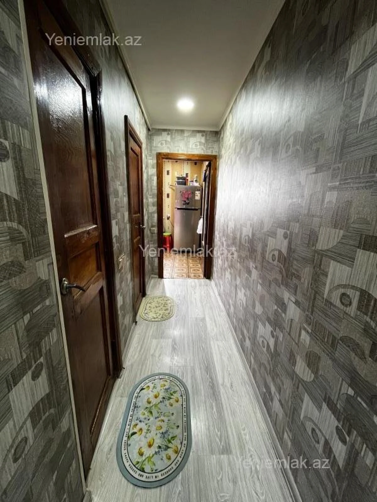Satılır 4 otaqlı köhnə tikili 80 m²