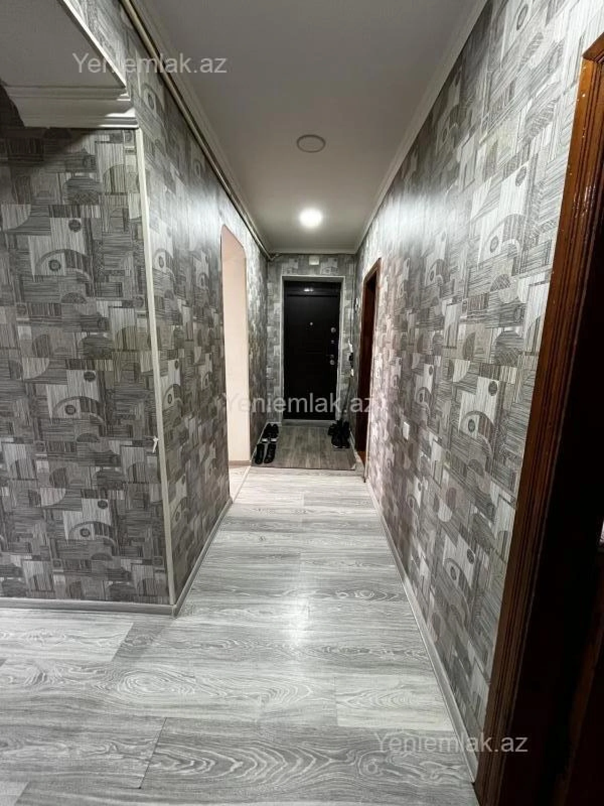 Satılır 4 otaqlı köhnə tikili 80 m²