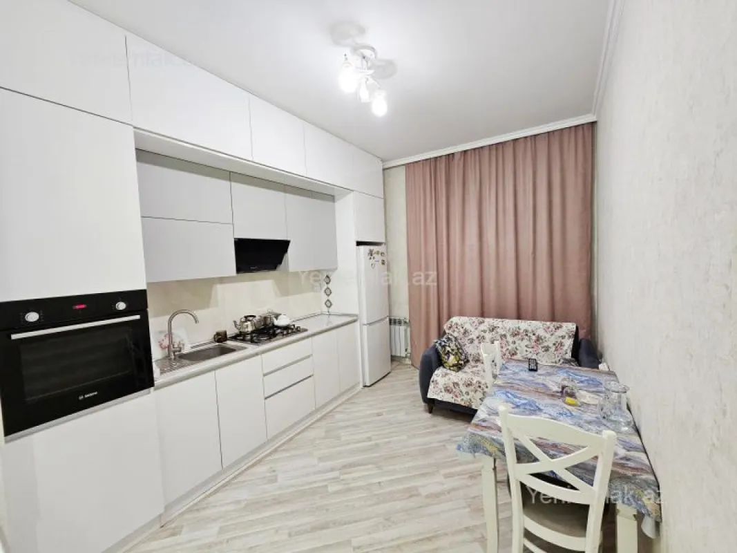 Satılır 2 otaqlı yeni tikili 87 m²