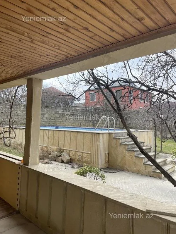 Satılır 6 otaqlı həyət evi 250 m²