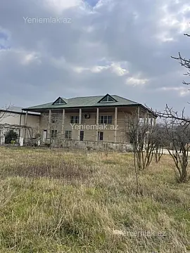 Satılır 6 otaqlı həyət evi 250 m²