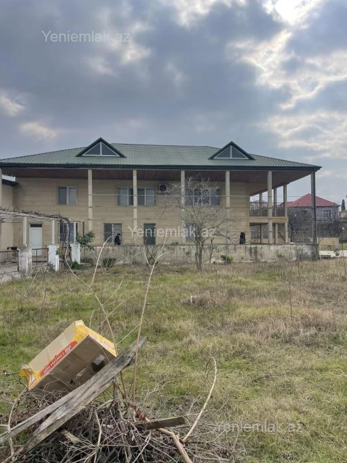 Satılır 6 otaqlı həyət evi 250 m²