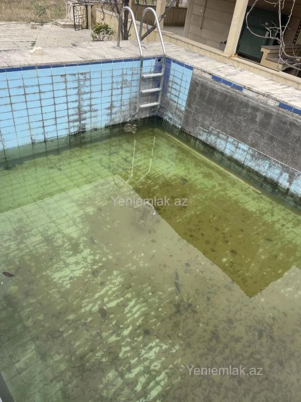 Satılır 6 otaqlı həyət evi 250 m²