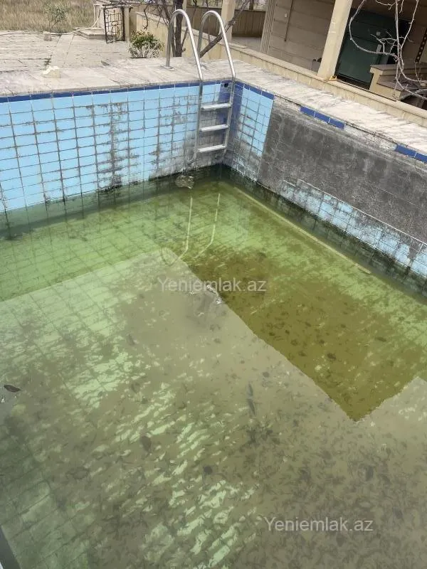 Satılır 6 otaqlı həyət evi 250 m²